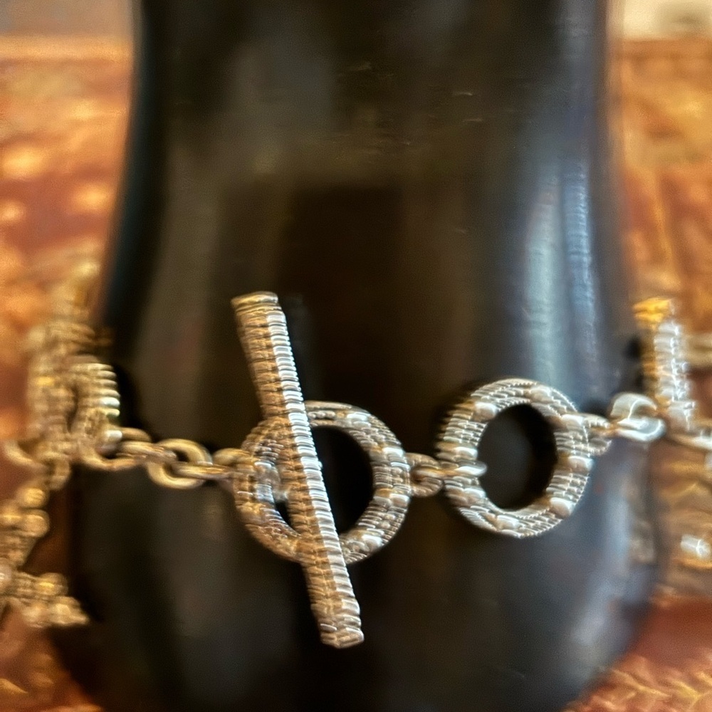 Silver tone Cross bracelet 8” - Picture 3 of 7